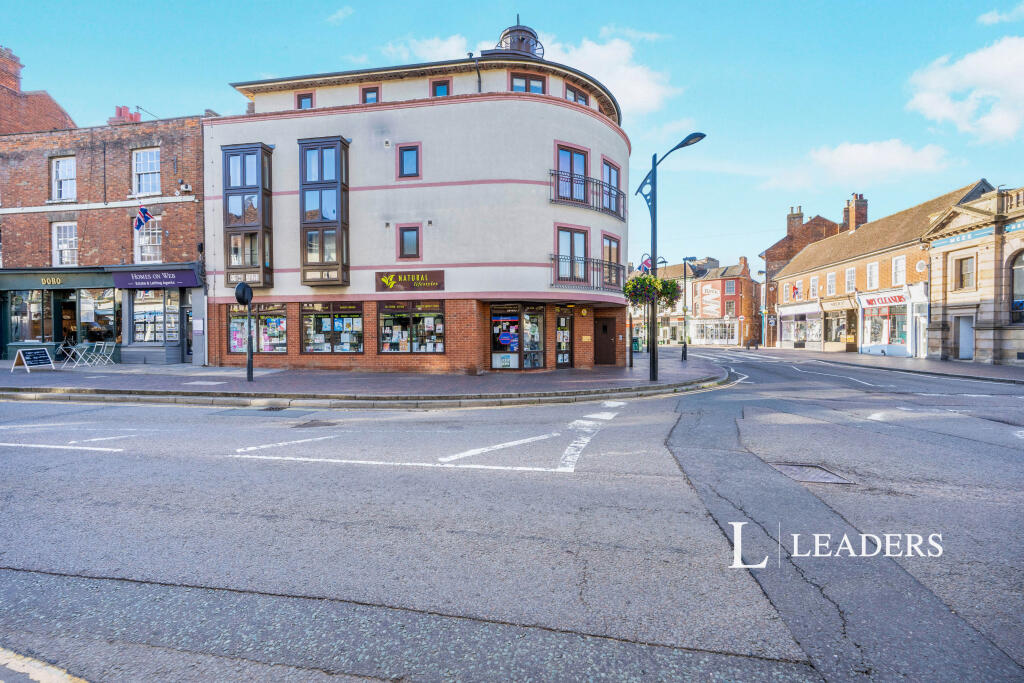 2 bed 1st Floor Flat for rent in Newport Pagnell. From Leaders - Milton Keynes 2 bed 1st Floor Flat for rent in Newport Pagnell. From Leaders - Milton Keynes
