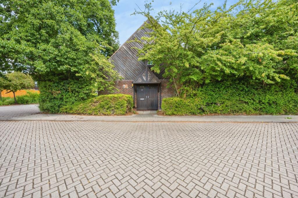 2 bed Detached for rent in Milton Keynes. From Leaders - Milton Keynes