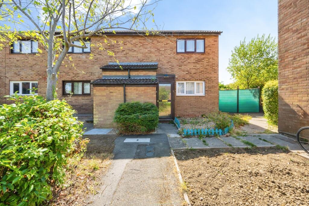 1 bed 1st Floor Flat for rent in Calverton. From Leaders - Milton Keynes