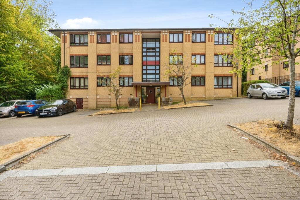 1 bed 1st Floor Flat for rent in Milton Keynes. From Leaders - Milton Keynes 1 bed 1st Floor Flat for rent in Milton Keynes. From Leaders - Milton Keynes