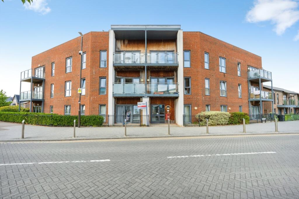 2 bed 1st Floor Flat for rent in Milton Keynes. From Leaders - Milton Keynes
