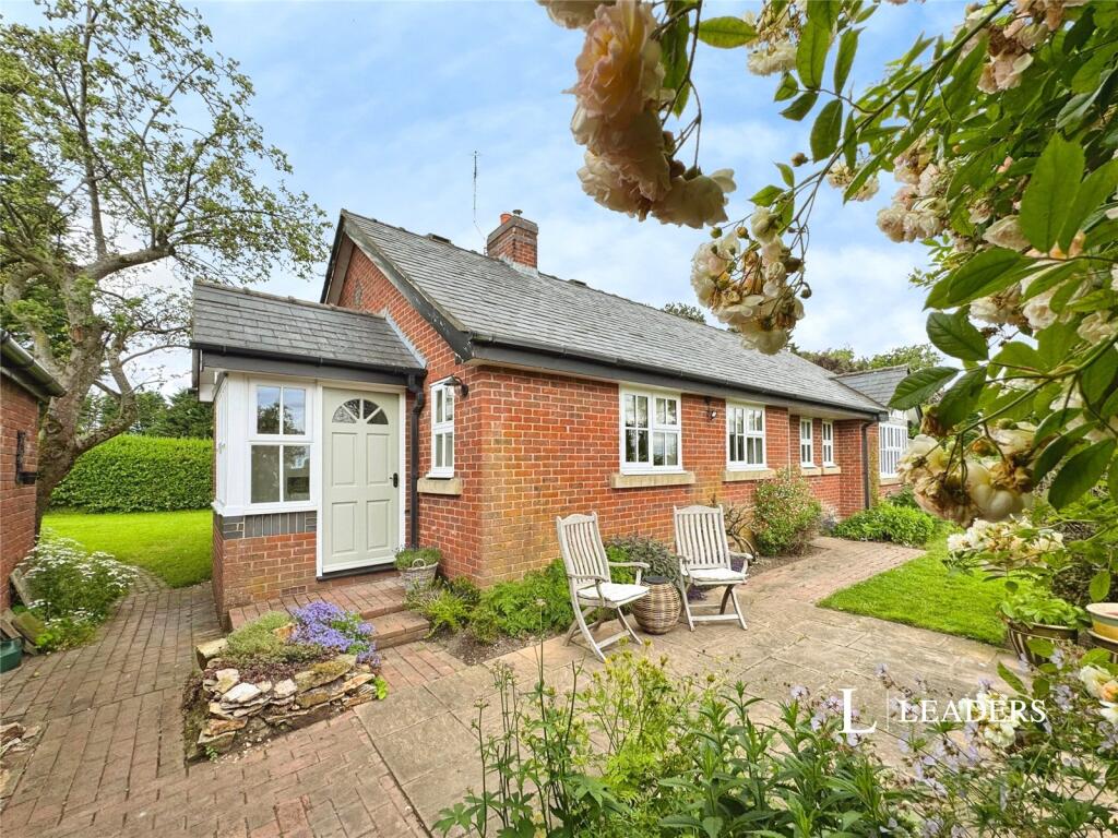 3 bed Bungalow for rent in Barbridge. From Leaders - Nantwich