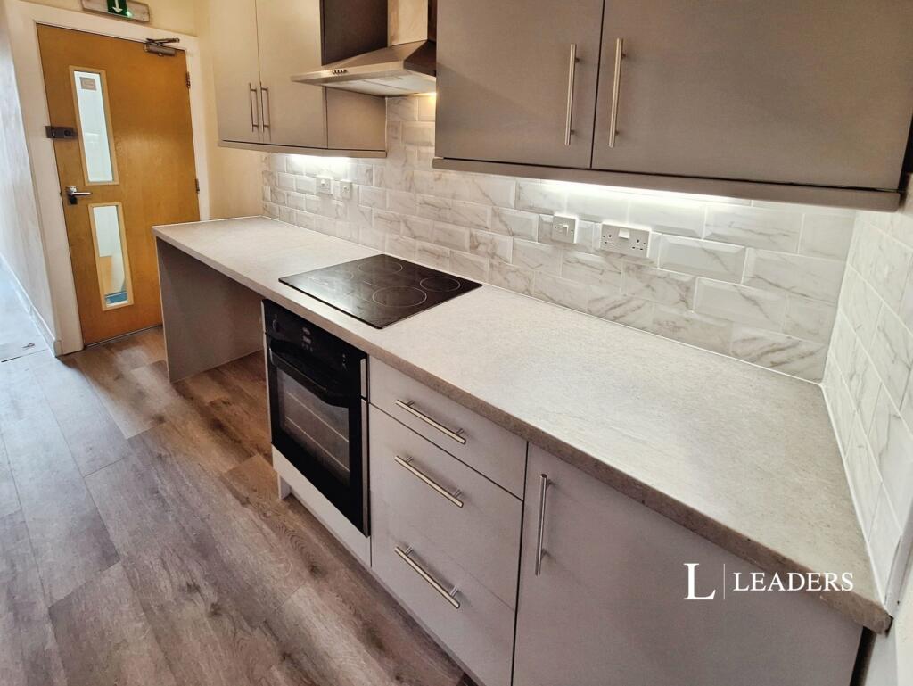 1 bed 1st Floor Flat for rent in Crewe. From Leaders - Northwich 1 bed 1st Floor Flat for rent in Crewe. From Leaders - Northwich