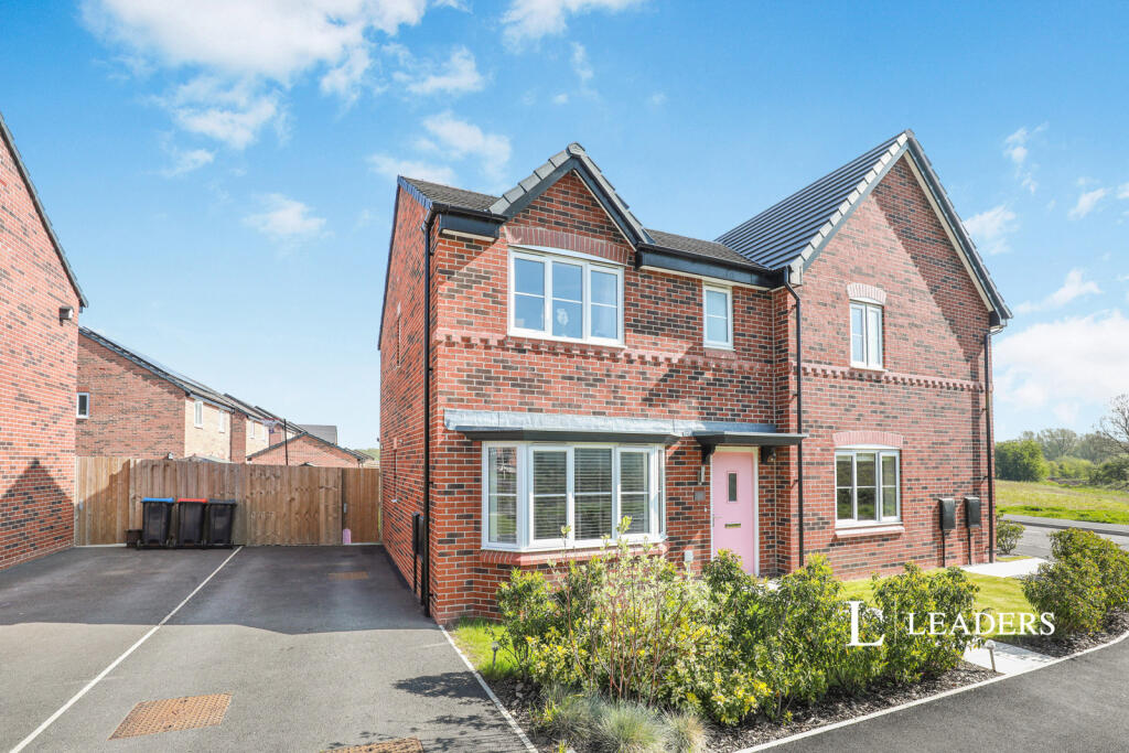 3 bed Semi Detached for rent in . From Leaders - Northwich