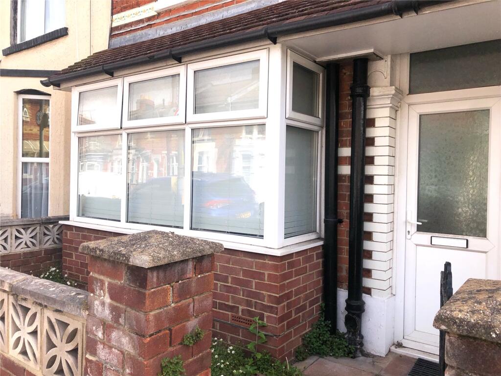 1 bed House Share for rent in Portsmouth. From Leaders Sales - Portsmouth