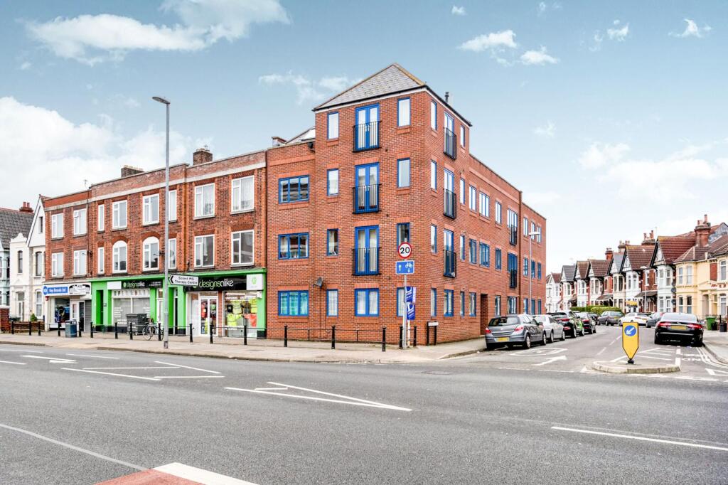 2 bed Detached for rent in Portsmouth. From Leaders Sales - Portsmouth