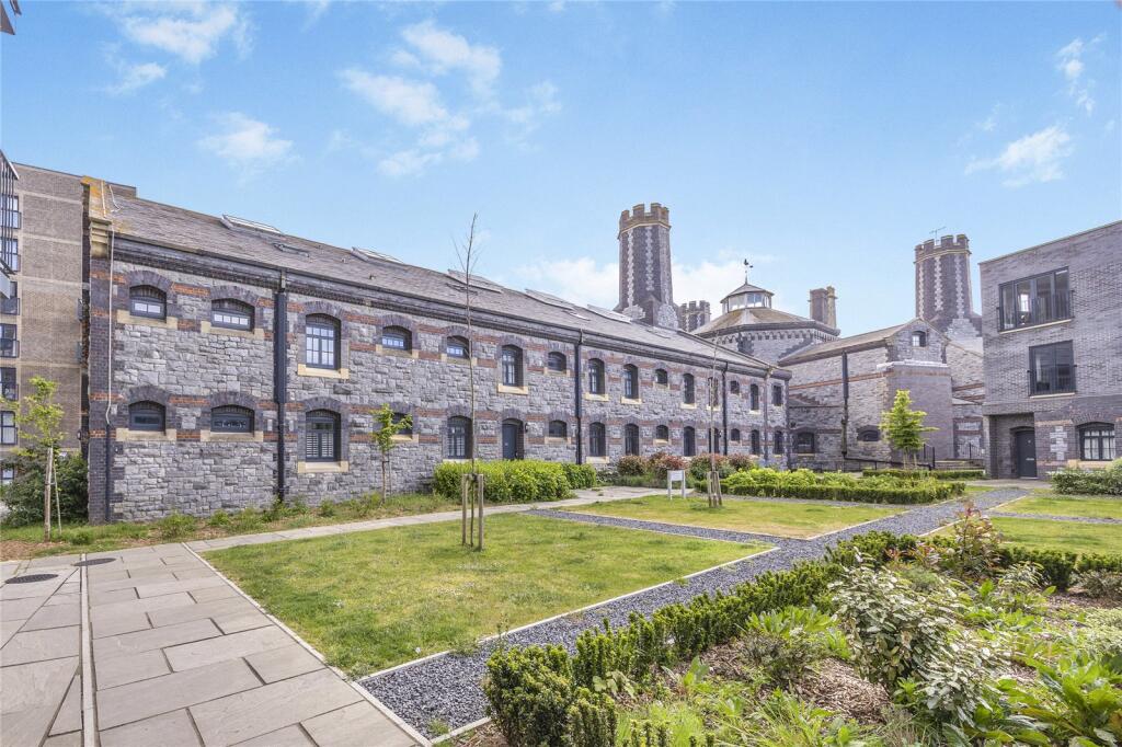 2 bed 1st Floor Flat for rent in Portsmouth. From Leaders Sales - Portsmouth 2 bed 1st Floor Flat for rent in Portsmouth. From Leaders Sales - Portsmouth