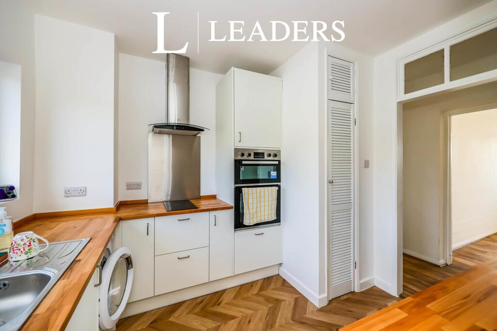 2 bed 1st Floor Flat for rent in Southwick. From Leaders Sales - Portsmouth