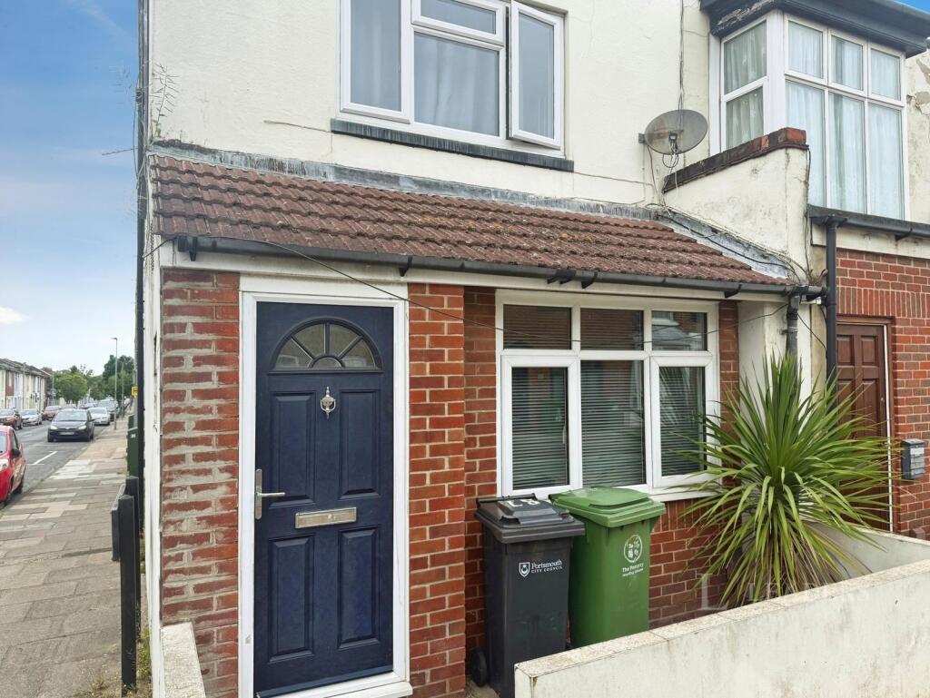 1 bed 1st Floor Flat for rent in Portsmouth. From Leaders Sales - Portsmouth