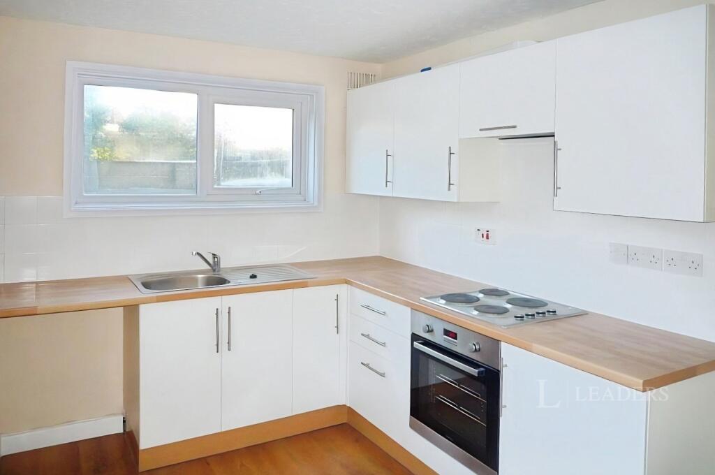 3 bed Detached for rent in Portsmouth. From Leaders Sales - Portsmouth