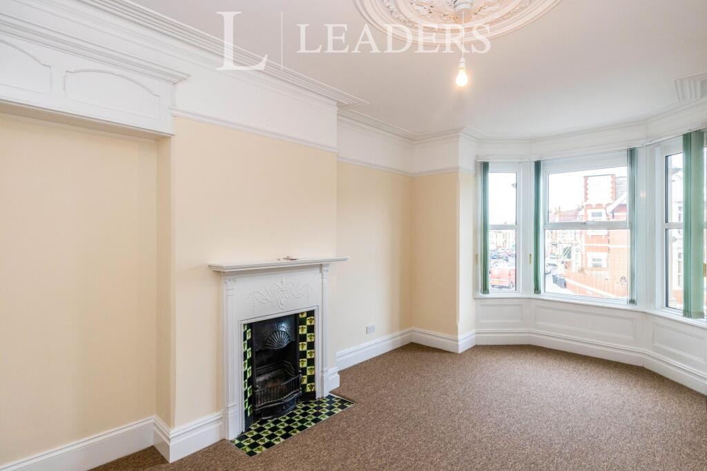 3 bed 1st Floor Flat for rent in Portsmouth. From Leaders Sales - Portsmouth 3 bed 1st Floor Flat for rent in Portsmouth. From Leaders Sales - Portsmouth