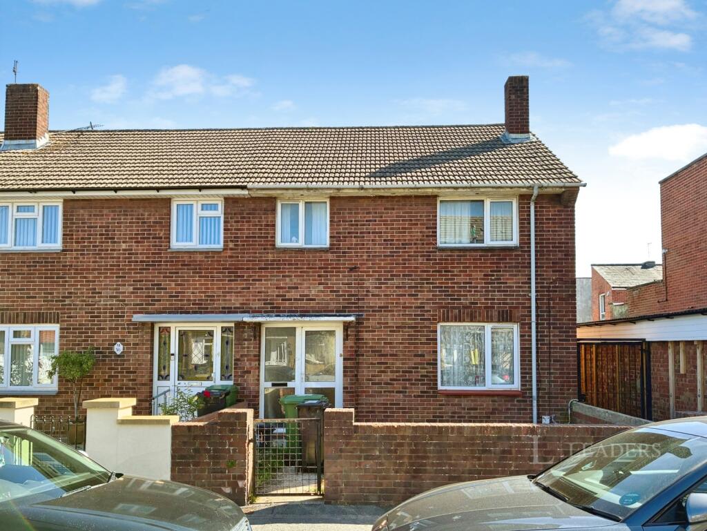 3 bed Mid Terraced House for rent in Portsmouth. From Leaders Sales - Portsmouth