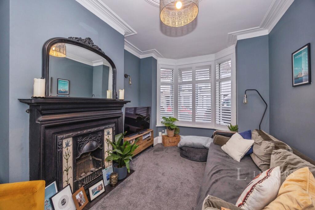 3 bed Mid Terraced House for rent in Portsmouth. From Leaders Sales - Portsmouth