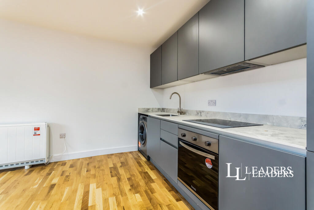 2 bed 1st Floor Flat for rent in Sevenoaks. From Leaders - Sevenoaks