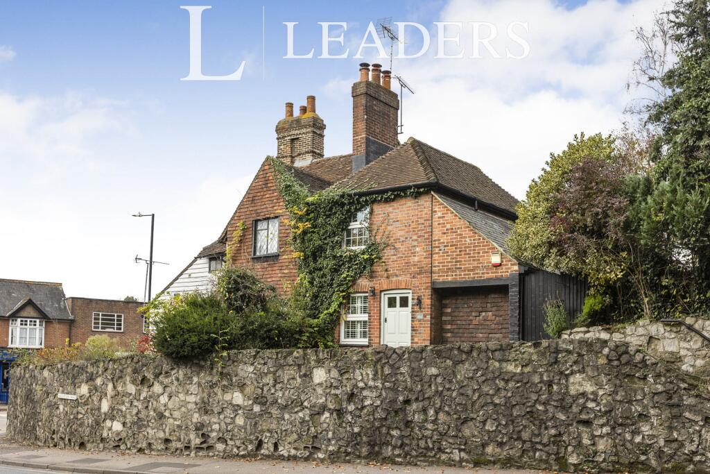 2 bed Semi Detached for rent in Sevenoaks. From Leaders - Sevenoaks