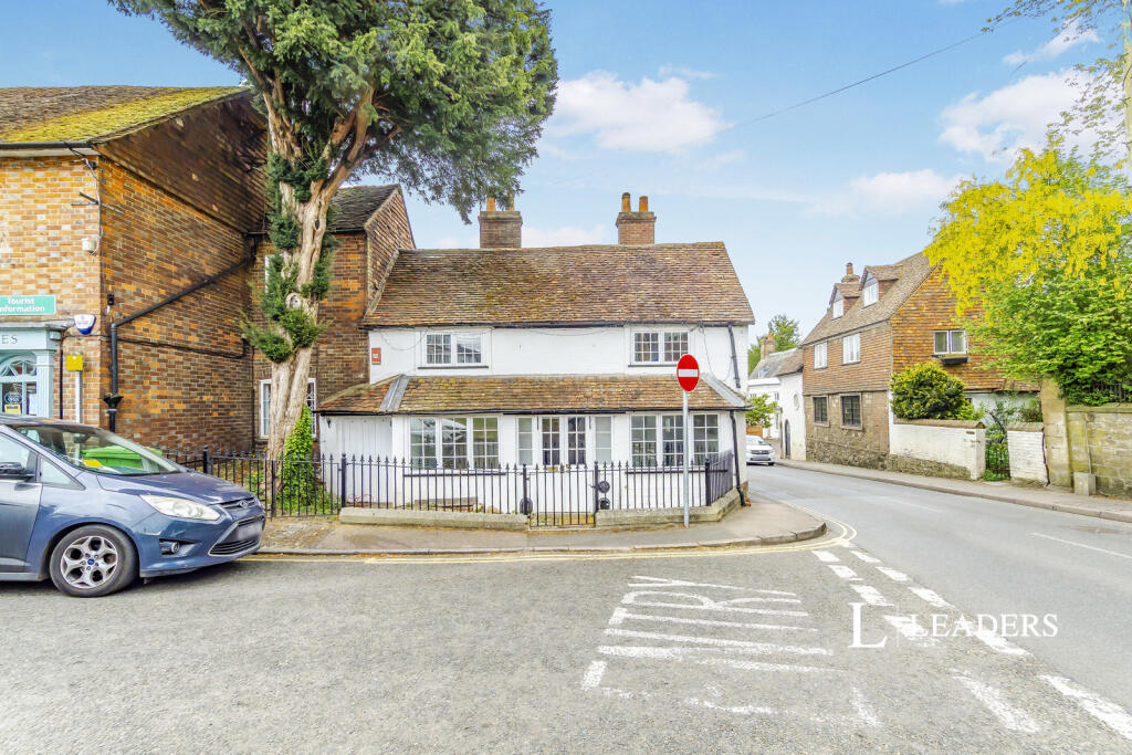 3 bed Detached for rent in Westerham. From Leaders - Sevenoaks 3 bed Detached for rent in Westerham. From Leaders - Sevenoaks