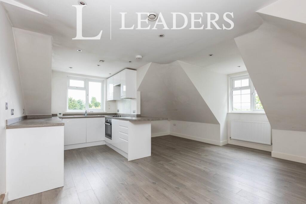 2 bed 1st Floor Flat for rent in Sevenoaks. From Leaders - Sevenoaks