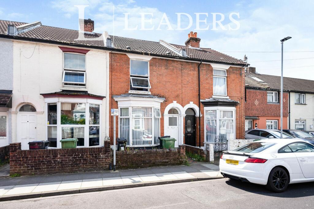 5 bed Mid Terraced House for rent in Portsmouth. From Leaders Lettings - Southsea