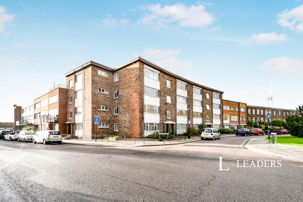 1 bed 1st Floor Flat for rent in Portsmouth. From Leaders Lettings - Southsea