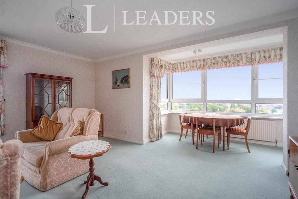 2 bed 1st Floor Flat for rent in Portsmouth. From Leaders Lettings - Southsea