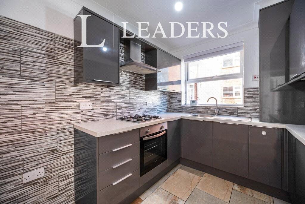 2 bed 1st Floor Flat for rent in Portsmouth. From Leaders Lettings - Southsea