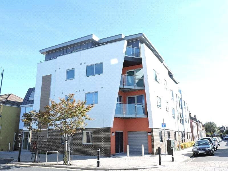 4 bed Studio for rent in Portsmouth. From Leaders Lettings - Southsea 4 bed Studio for rent in Portsmouth. From Leaders Lettings - Southsea