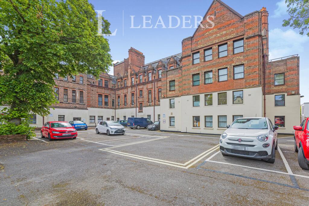 2 bed 1st Floor Flat for rent in Portsmouth. From Leaders Lettings - Southsea 2 bed 1st Floor Flat for rent in Portsmouth. From Leaders Lettings - Southsea