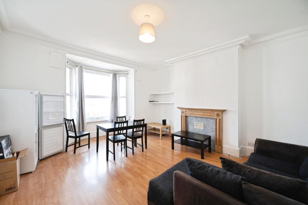 2 bed 1st Floor Flat for rent in Portsmouth. From Leaders Lettings - Southsea 2 bed 1st Floor Flat for rent in Portsmouth. From Leaders Lettings - Southsea