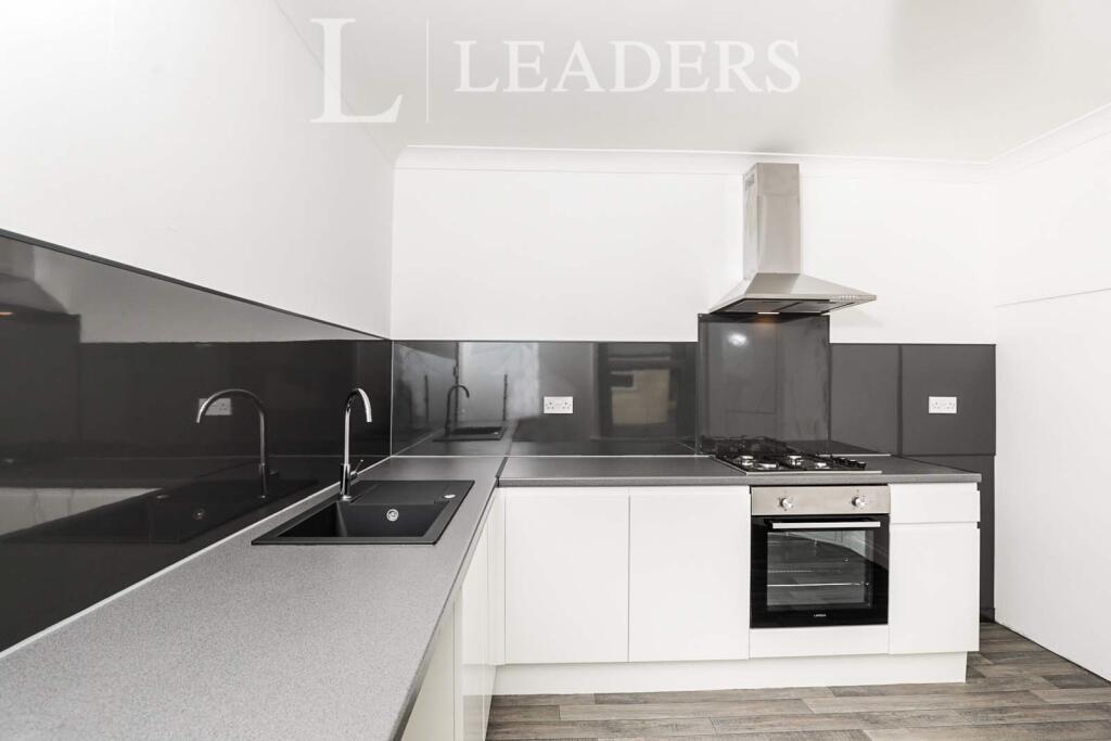 2 bed 1st Floor Flat for rent in Portsmouth. From Leaders Lettings - Southsea 2 bed 1st Floor Flat for rent in Portsmouth. From Leaders Lettings - Southsea