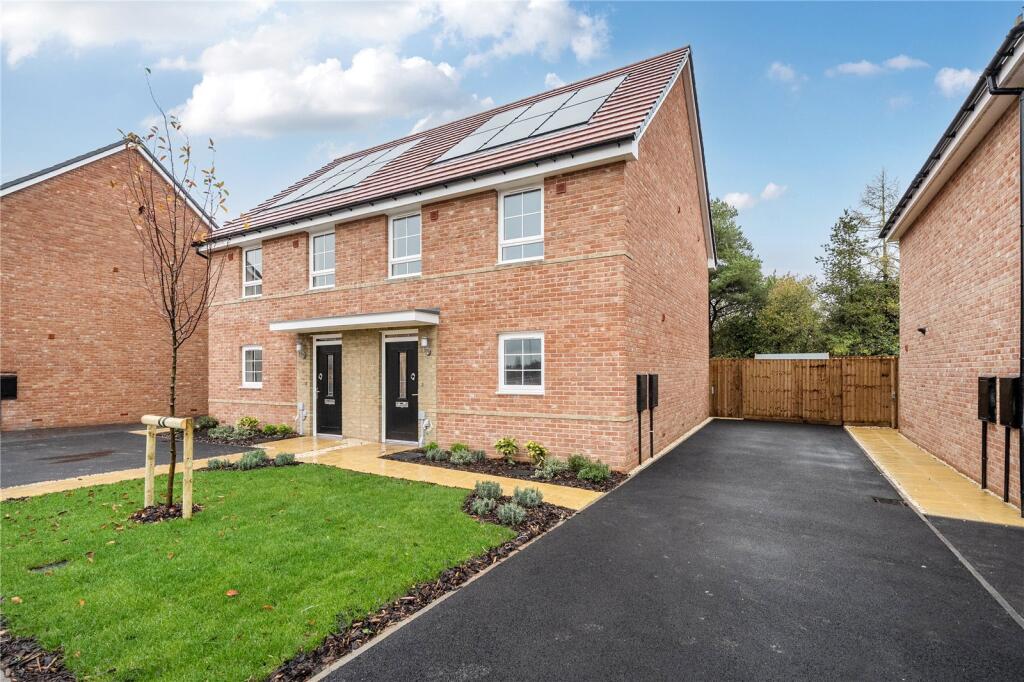 3 bed Semi Detached for rent in . From Leaders - Stamford