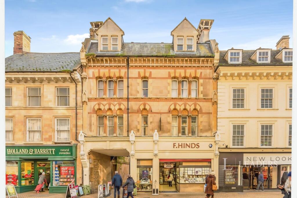 1 bed 1st Floor Flat for rent in Stamford. From Leaders - Stamford