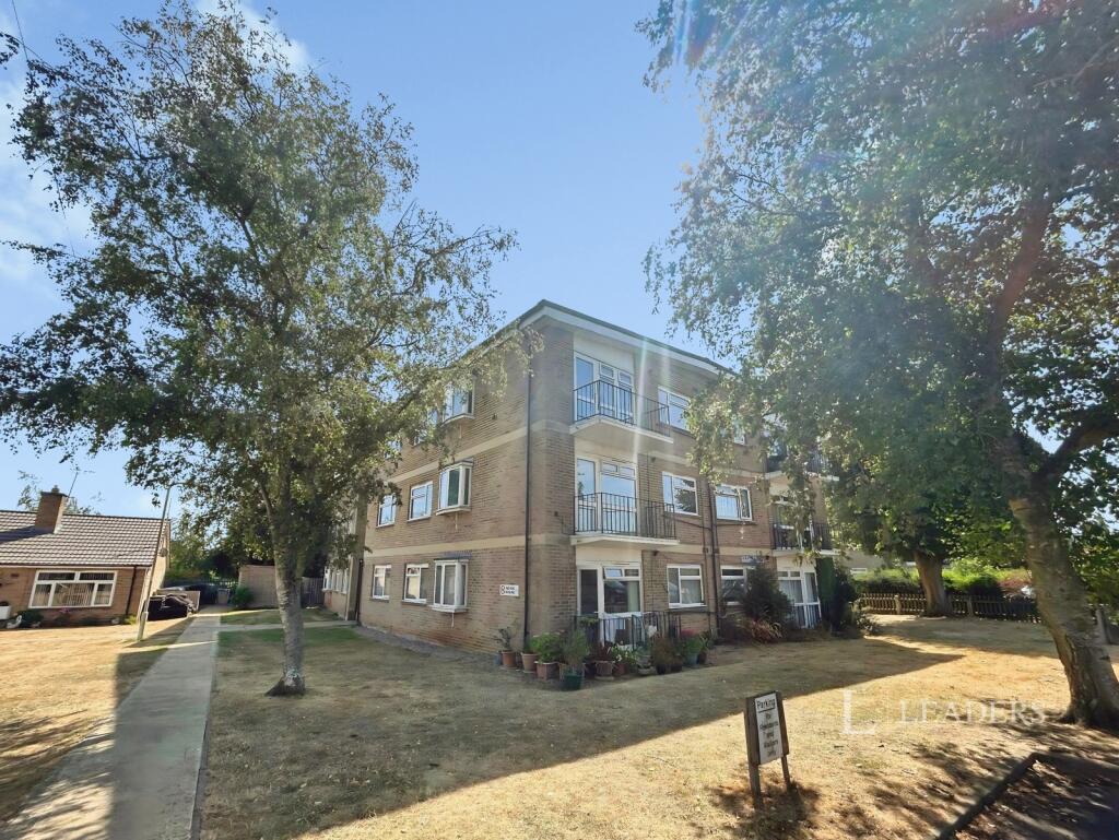 2 bed 1st Floor Flat for rent in Uppingham. From Leaders - Stamford