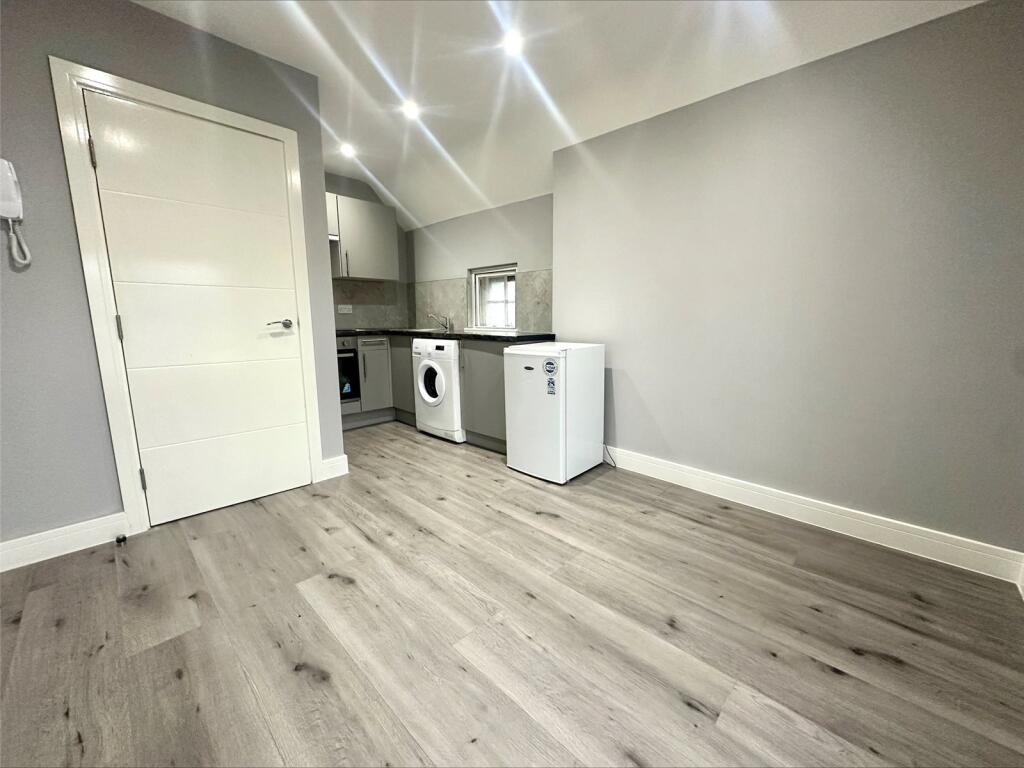 0 bed 1st Floor Flat for rent in Haverhill. From Leaders - Sudbury 0 bed 1st Floor Flat for rent in Haverhill. From Leaders - Sudbury