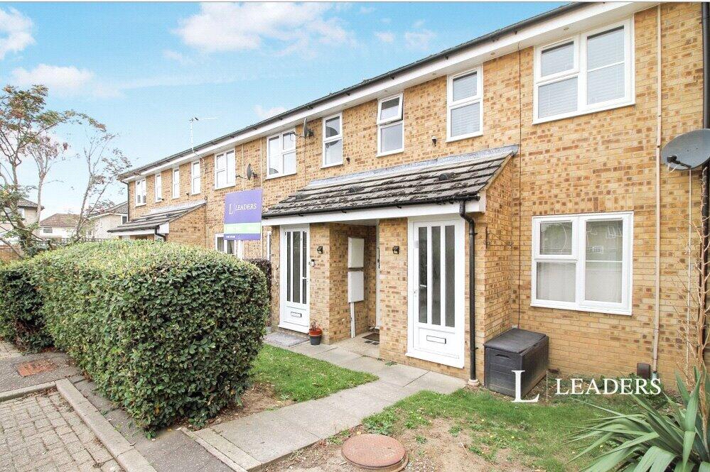 1 bed 1st Floor Flat for rent in Layer-de-la-Haye. From Leaders - Sudbury