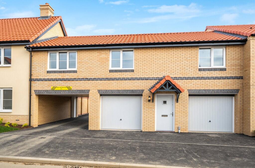 2 bed Coach House for rent in . From Leaders - Sudbury