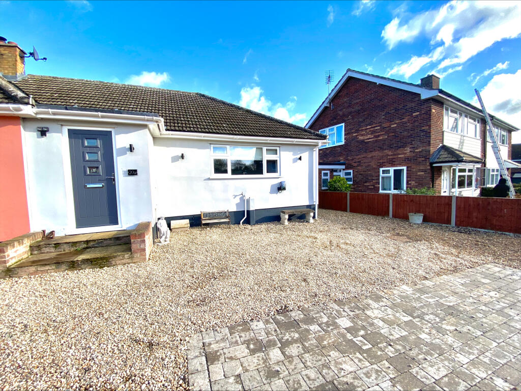 2 bed Bungalow for rent in Clare. From Leaders - Sudbury 2 bed Bungalow for rent in Clare. From Leaders - Sudbury