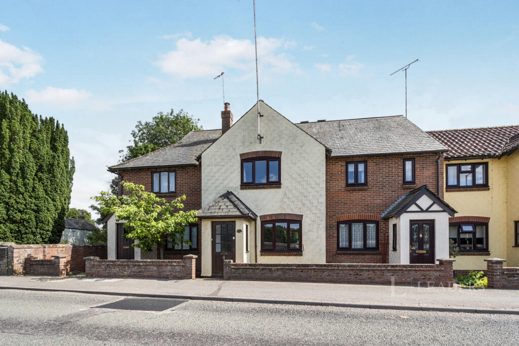 2 bed Mid Terraced House for rent in Clare. From Leaders - Sudbury