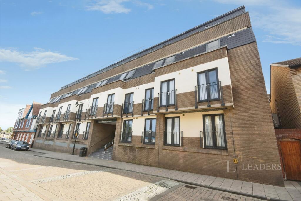 1 bed 1st Floor Flat for rent in Rodbridge Corner. From Leaders - Sudbury