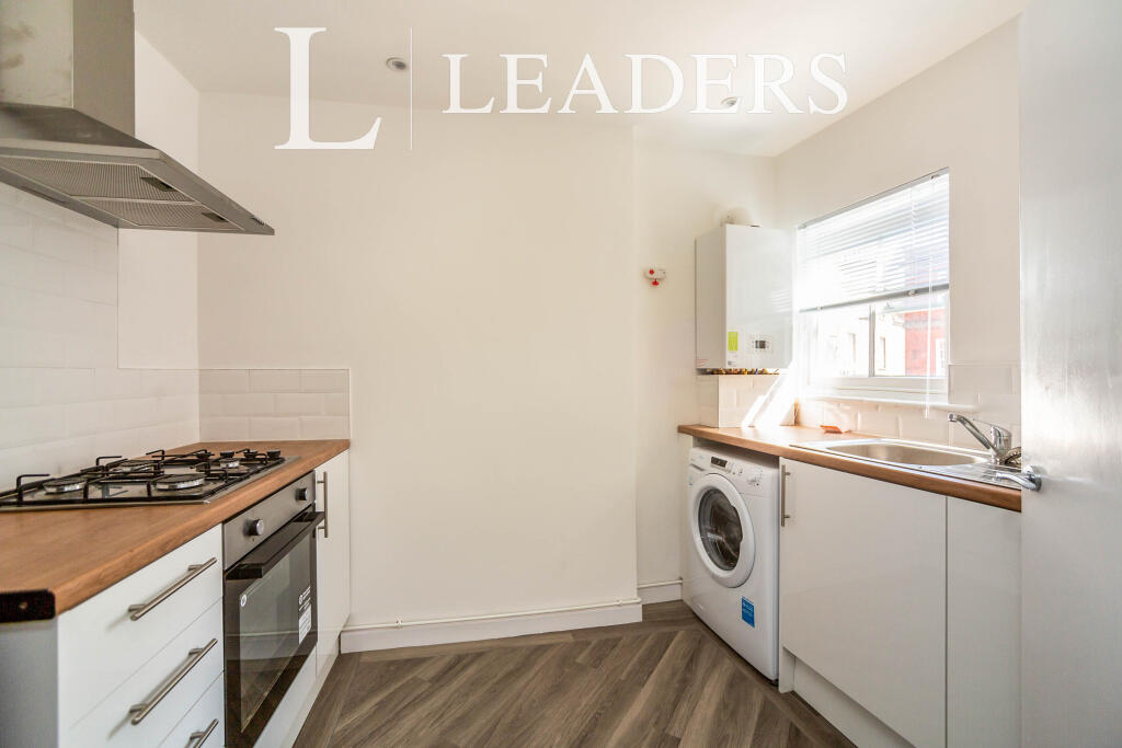 1 bed 1st Floor Flat for rent in Tonbridge. From Leaders Sales - Tonbridge