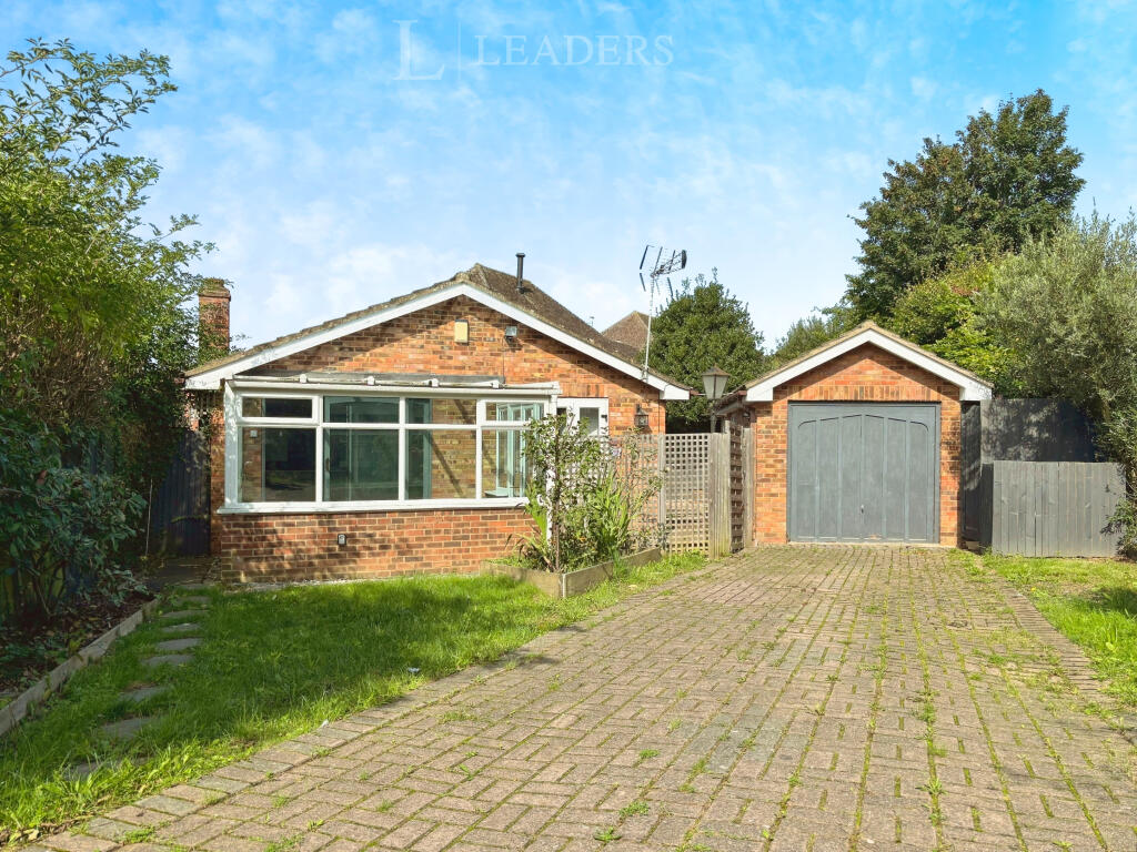 2 bed Bungalow for rent in Hilden Park. From Leaders Sales - Tonbridge