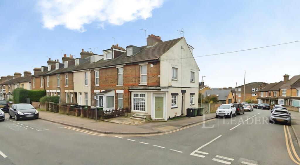 2 bed Mid Terraced House for rent in East Farleigh. From Leaders Sales - Tonbridge
