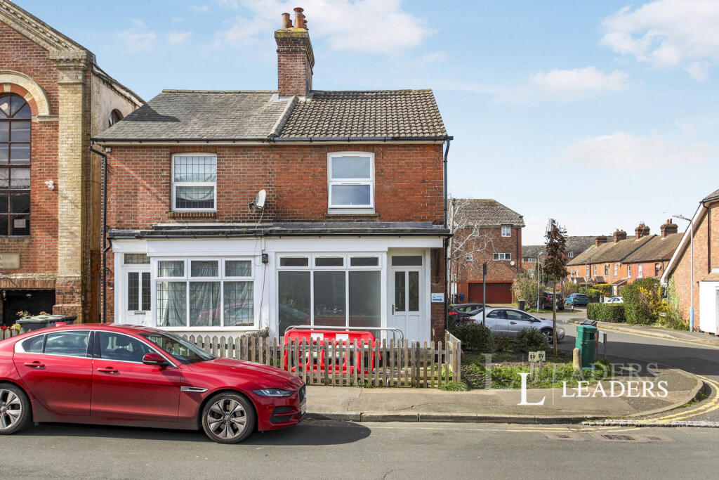 1 bed 1st Floor Flat for rent in Tonbridge. From Leaders Sales - Tonbridge