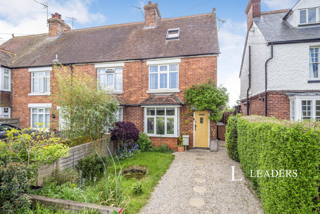 3 bed Detached for rent in Marden. From Leaders Sales - Tonbridge