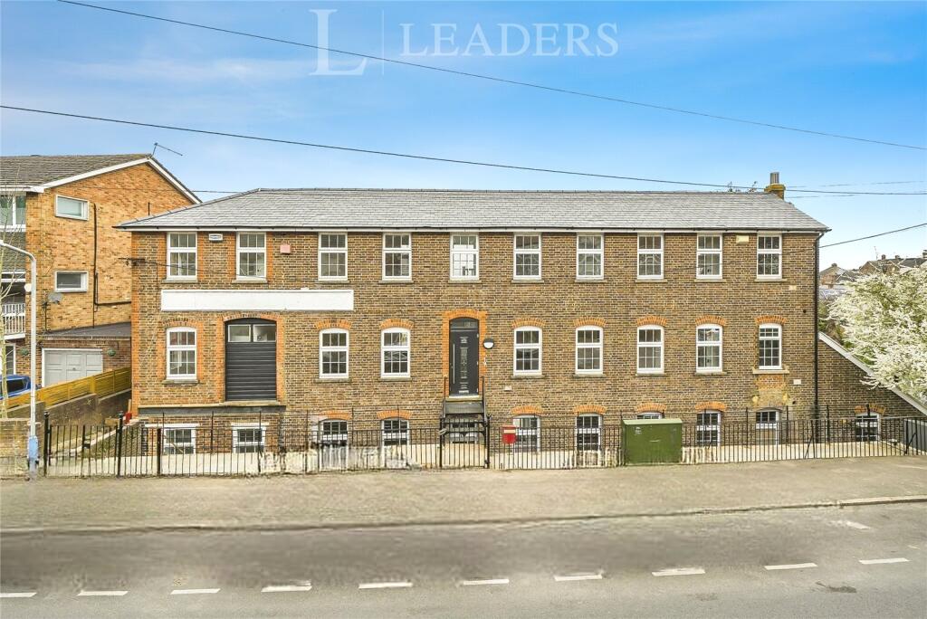 1 bed 1st Floor Flat for rent in Tonbridge. From Leaders Sales - Tonbridge