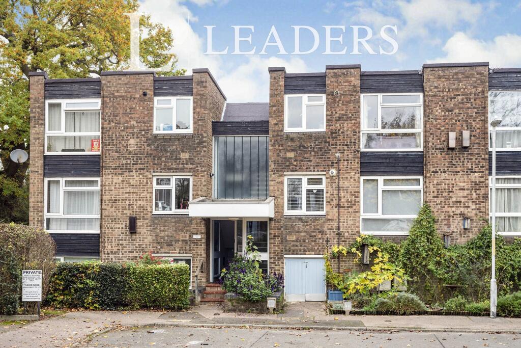 4 bed 1st Floor Flat for rent in Pembury. From Leaders Sales - Tonbridge 4 bed 1st Floor Flat for rent in Pembury. From Leaders Sales - Tonbridge