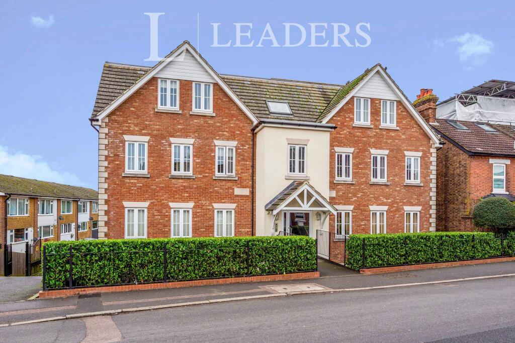 2 bed 1st Floor Flat for rent in Hilden Park. From Leaders Sales - Tonbridge