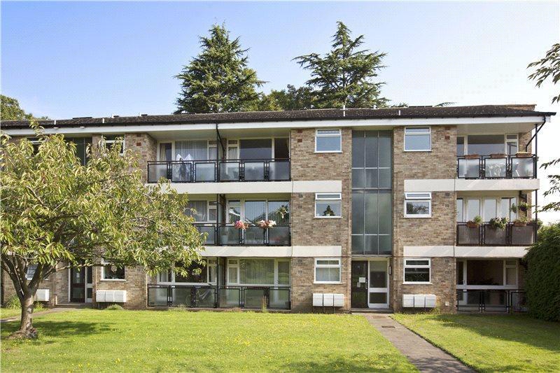 2 bed 1st Floor Flat for rent in Weybridge. From Leaders Lettings - Weybridge