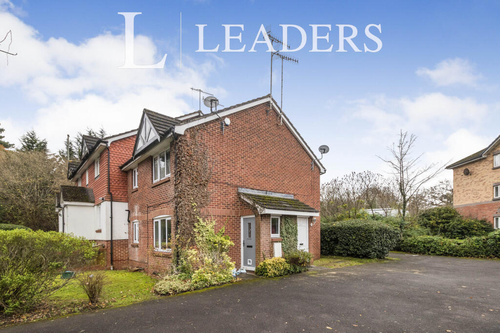 1 bed Detached for rent in Weybridge. From Leaders Lettings - Weybridge