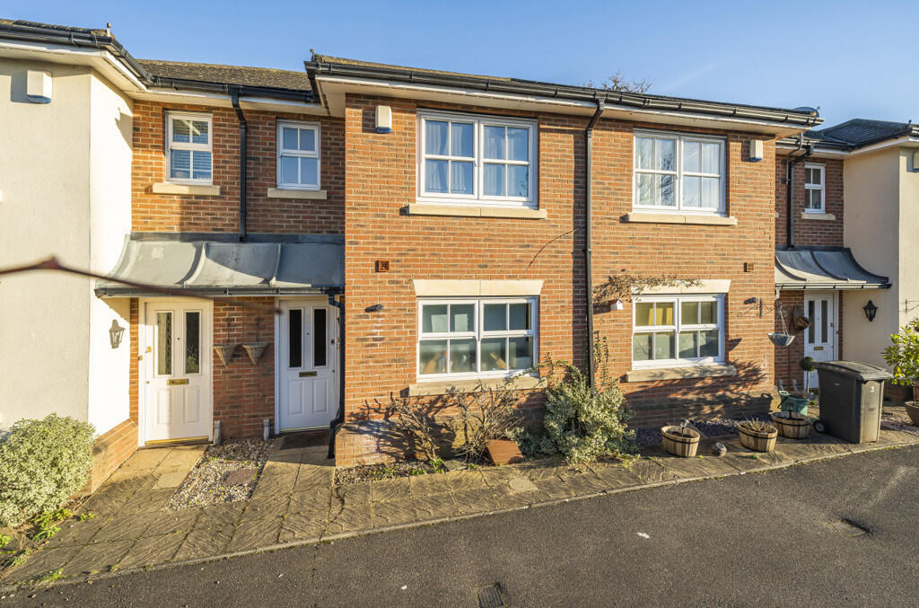 3 bed Detached for rent in Addlestone. From Leaders Lettings - Weybridge 3 bed Detached for rent in Addlestone. From Leaders Lettings - Weybridge