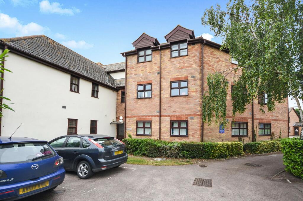 2 bed Apartment for rent in Witham. From Leaders - Witham